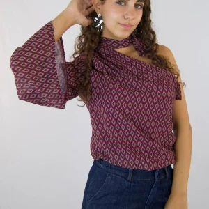 Blusa Asimétrica Estampada Bugambilia Rombos