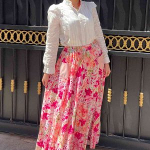 Falda Camino flores corales